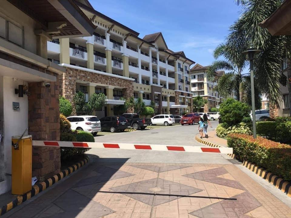 Alles One Oasis Condo Davao Near Sm Mall With Wifi Buitenkant foto