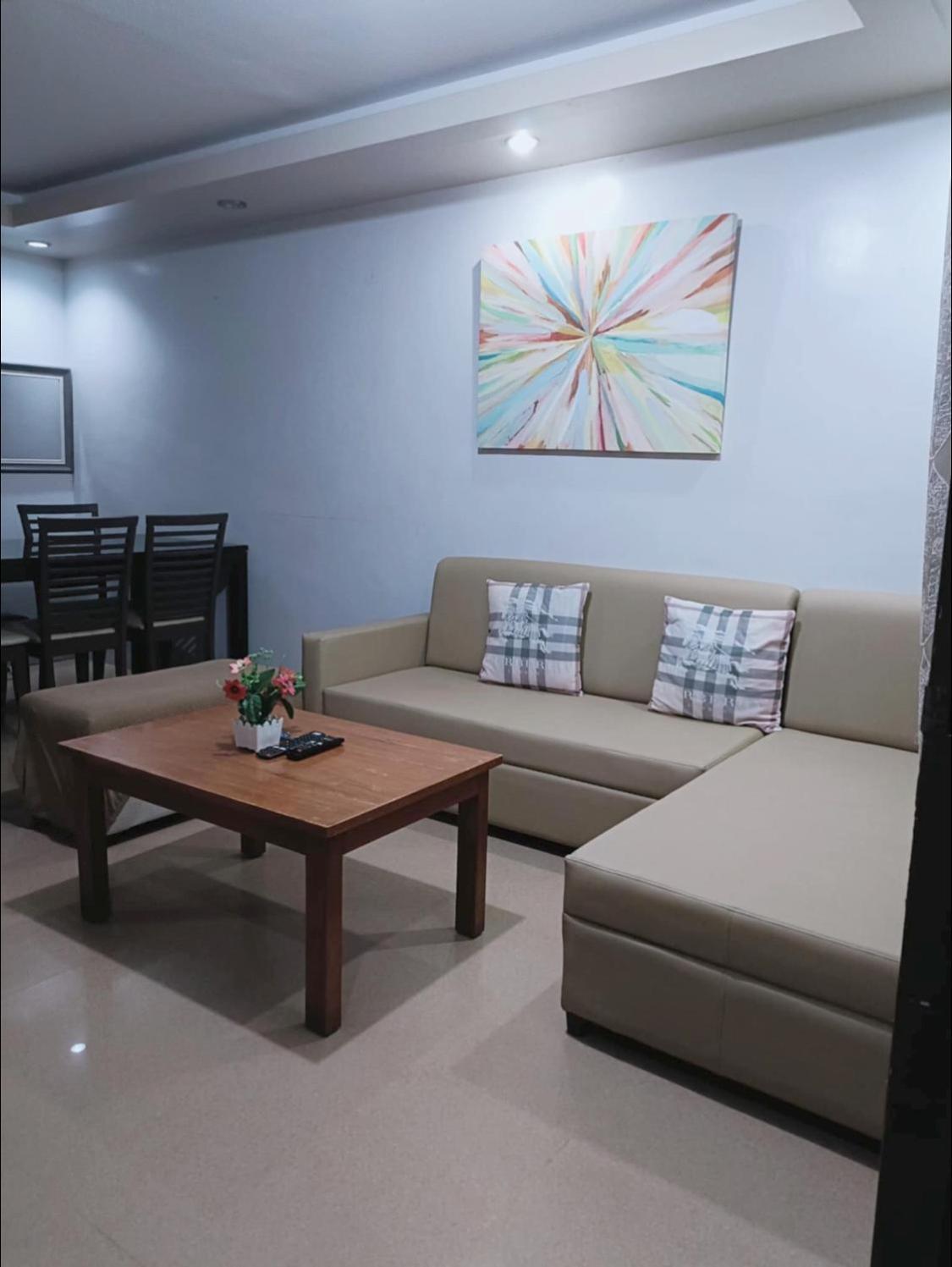 Alles One Oasis Condo Davao Near Sm Mall With Wifi Buitenkant foto